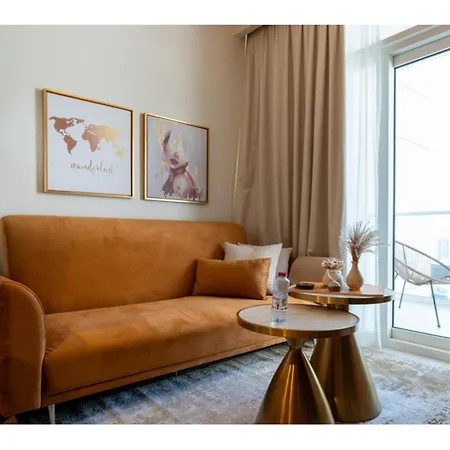 Keyrock Living - Luxury 1Br Apartment With Lake View In Business Bay Dubai Exterior photo